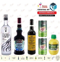 Licor De Crema Cassis Sisca De Dijon 750 ml - Liquors Towns Licor De Crema Cassis Sisca De Dijon 750 ml - Liquors Towns